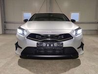 gebraucht Kia Ceed Sportswagon Edition 30 Jahre 1.5 T-GDI 140 PS Navi-Teilleder-Tempomat-DAB-Klimaautomatik-LED-AppleCarPlay-AndroidAuto-Winterpaket-Rückfahrkamera-Glanzpaket-Bluetooth-17''Alu-sofort