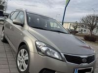 Gebraucht Kia Ceed Sportswagon 90 PS (66 kW) 2012 Kombi