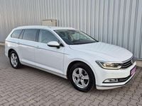 Gebraucht VW Passat Highline 120 PS (88 kW) 2018 Weiß Kombi
