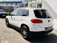 gebraucht VW Tiguan 20 TDI ALLRAD* 4Motion* Sky* Top Zustand*