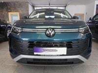 Gebraucht VW Tayron Life 150 PS (110 kW) 2025 Blau SUV