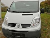 Gebraucht Renault Trafic 114 PS (83 kW) 2014 Weiß Van / Kleinbus