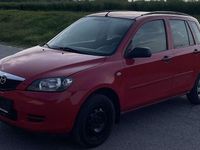 Gebraucht Mazda 2 75 PS (55 kW) 2003 Rot Kleinwagen