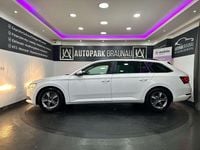 Gebraucht Skoda Superb Ambition 150 PS (110 kW) 2016 Weiß Kombi