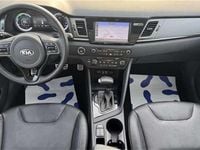 Gebraucht Kia Niro 141 PS (103 kW) 2017 Silber SUV