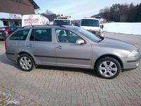 gebraucht Skoda Octavia Elegance 4X4 !Pickerl neu !!