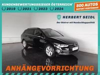 Gebraucht VW Golf VIII Style 150 PS (110 kW) 2022 Deepblackperleff. Kombi