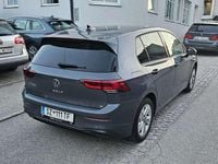 Gebraucht VW Golf VIII Life 150 PS (110 kW) 2020 Grau Limousine