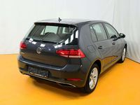 Gebraucht VW Golf VII Comfortline 116 PS (85 kW) 2018 Grau Limousine