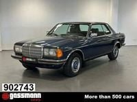 Gebraucht Mercedes 230 136 PS (100 kW) 1982 Blau Coupé