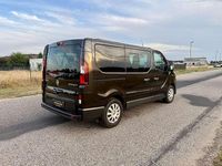 gebraucht Renault Trafic Passenger Bus dCi 170 EDC Aut. *8 Sitze*