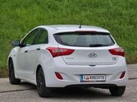 Gebraucht Hyundai i30 Classic 90 PS (66 kW) 2013 Weiß Kleinwagen