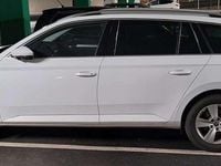 Gebraucht Skoda Superb Style 190 PS (139 kW) 2018 Weiß Kombi
