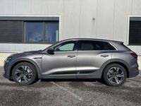 Gebraucht Audi e-tron Business 300 kW (408 PS) 2021 Grau SUV