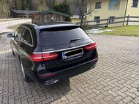 Gebraucht Mercedes E220 194 PS (142 kW) 2019 Schwarz Kombi