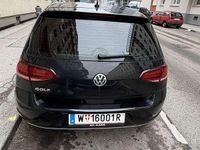Gebraucht VW Golf VII Comfortline 116 PS (85 kW) 2019 Limousine