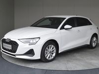 Neu Audi A3 Ambiente 116 PS (85 kW) 2025 Weiss  normal Limousine