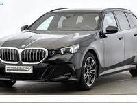 Gebraucht BMW 520 M Sport 197 PS (144 kW) 2025 Schwarz Kombi