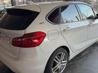 Gebraucht BMW 225 Advantage 136 PS (100 kW) 2018 Weiß Kombi