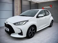 Neu Toyota Yaris Hybrid Active 92 PS (67 kW) 2025 Weiß Limousine