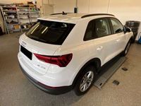 gebraucht Audi Q3 35 TFSI 150 S tronic Nav PDC KeyL SHZ Temp