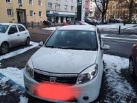 Gebraucht Dacia Sandero 75 PS (55 kW) 2011 Weiß Limousine