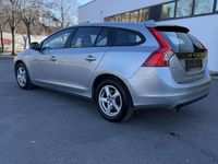 gebraucht Volvo V60 D2 Momentum Powershift