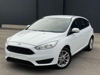Gebraucht Ford Focus Trend 95 PS (69 kW) 2017 Weiß Limousine