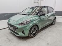 Neu Hyundai i10 Premium 77 PS (56 kW) 2025 Rot Kleinwagen