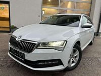 Gebraucht Skoda Superb Ambition 150 PS (110 kW) 2022 Weiß Kombi