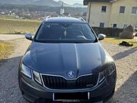 gebraucht Skoda Octavia Scout 20 TDI 4x4 DSGScout