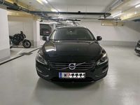 gebraucht Volvo V60 D4 Summum Geartronic