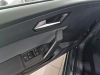 Neu Seat Leon Style 115 PS (84 kW) 2026 Dunkelblau  normal