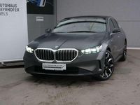 Gebraucht BMW 550e Comfort Edition 313 PS (230 kW) 2024 Grau Limousine