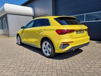 gebraucht Audi A3 Sportback S-Line 35 TFSI 150PS S-Tronic Komfortklimaautomatik LED-Scheinw.+LED-Heckleuchten (dynamisch) Smartphone-Interface Sitzheizung Glanzpaket abg.Scheiben Apple-CarPlay Android-Auto Rückf.Kamera PDC v+h Teilb.Bank Tempomat