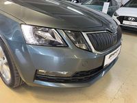 gebraucht Skoda Octavia OctaviaAmbition 1.6 TDI 116 PS Schaltgetriebe