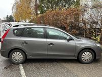 gebraucht Hyundai i30 CW 14 CVVT Life