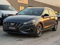 Gebraucht Hyundai i30 120 PS (88 kW) 2021 Grau Kombi