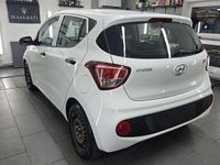 Gebraucht Hyundai i10 Life 65 PS (47 kW) 2018 Kleinwagen
