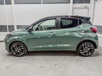 Neu Hyundai i10 Premium 77 PS (56 kW) 2025 Rot Kleinwagen