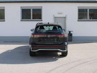 Gebraucht VW Tiguan Sport 193 PS (141 kW) 2025 Schwarz  metallic SUV