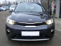 gebraucht Kia Stonic Silber 1,4 MPI MT