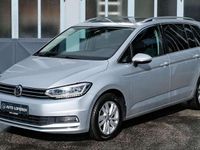 Gebraucht VW Touran Highline 150 PS (110 kW) 2020 Silber Van / Kleinbus