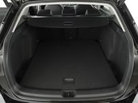 gebraucht VW Golf VIII Variant Business mHeV DSG