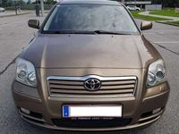 gebraucht Toyota Avensis Verso Avensis Verso2,0 D-4D