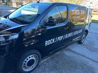 Gebraucht Peugeot Expert 144 PS (105 kW) 2023 Schwarz Van