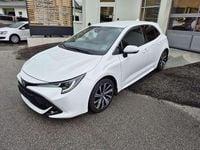 Gebraucht Toyota Corolla Hybrid Design 184 PS (135 kW) 2022 Weiß Limousine