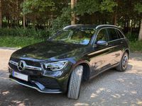 Gebraucht Mercedes GLC220 AMG line 194 PS (142 kW) 2022 Grau SUV