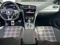 gebraucht VW Golf GTI Performance 2,0 TSI DSG