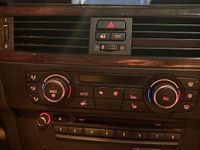 Gebraucht BMW 320 177 PS (130 kW) 2009 Coupé